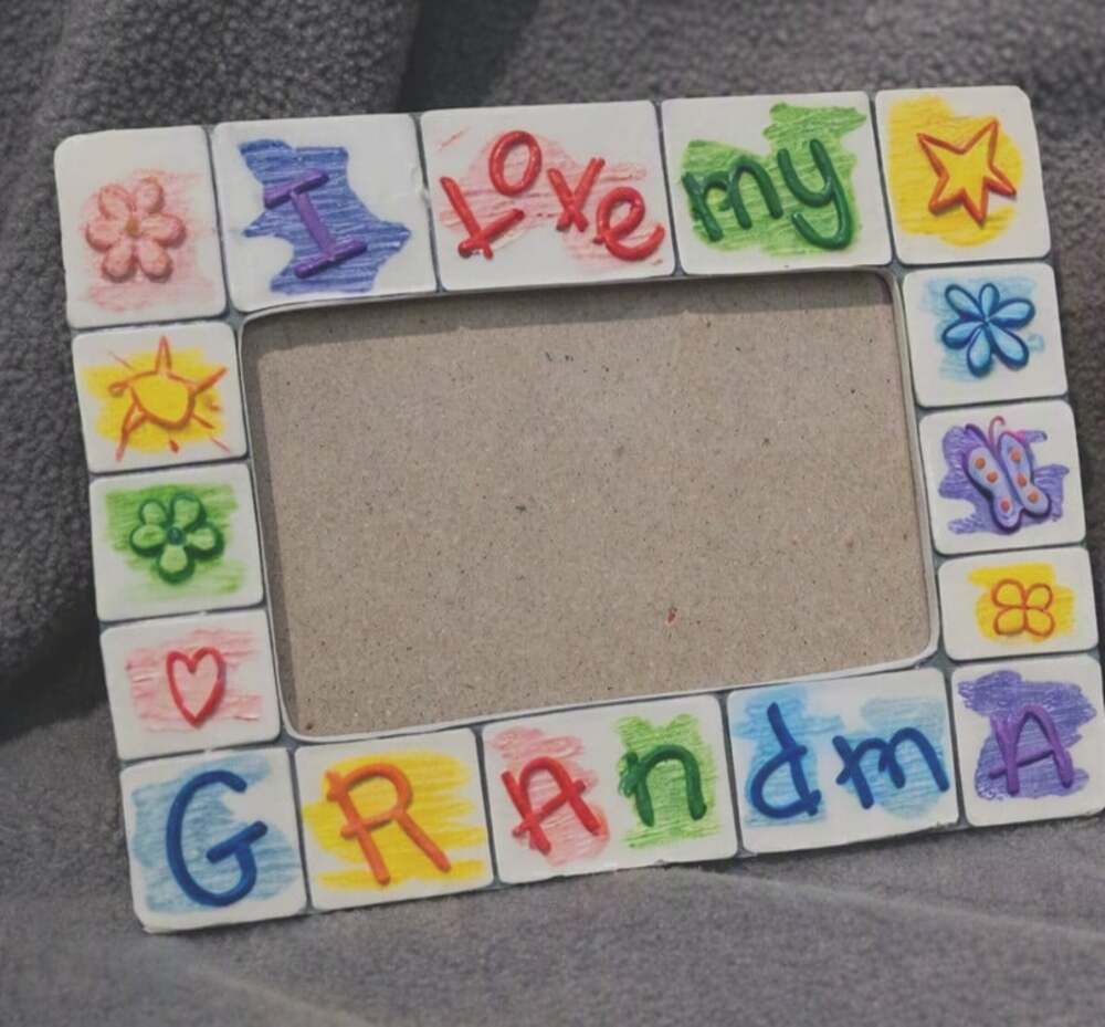 I Love My Grandma & Grandpa Handpainted Ceramic Picture Frames 3.5x5 VTG Pair - Picture 3 of 4
